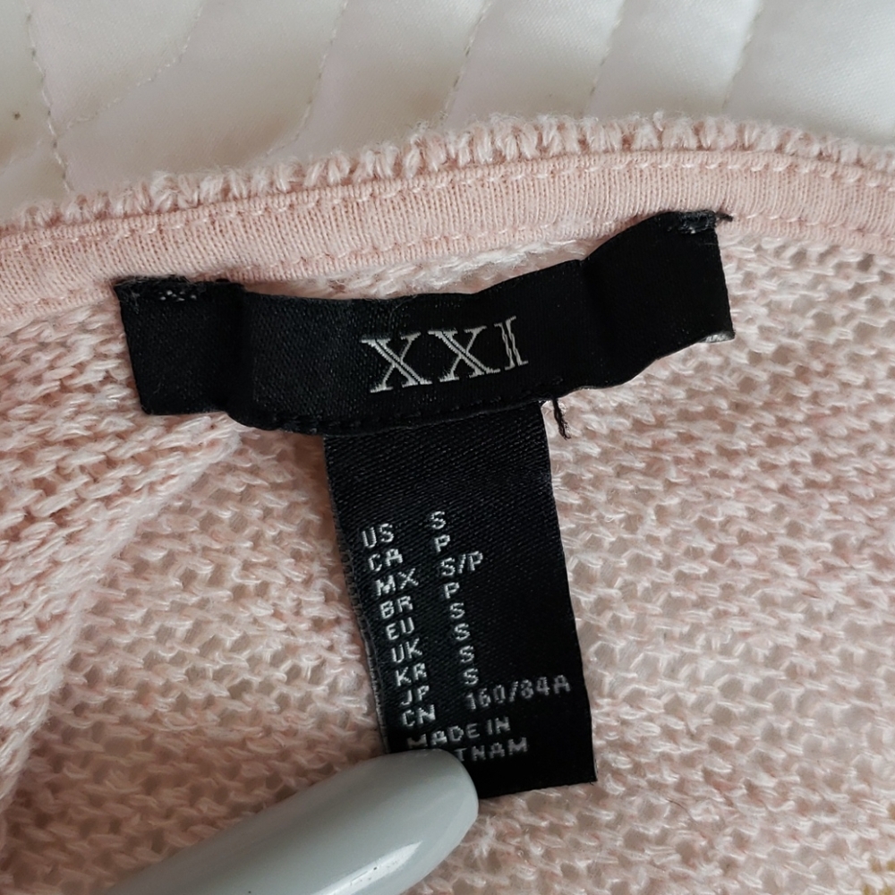 Pink Sweater - Picture 3 of 3
